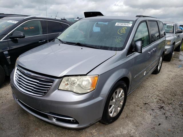 Photo 2 from auction – 2013 CHRYSLER TOWN & COU with VIN 2C4RC1BG9DR821334
