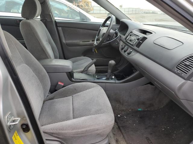Photo 5 from auction – 2002 TOYOTA CAMRY LE with VIN 4T1BF30KX2U023271
