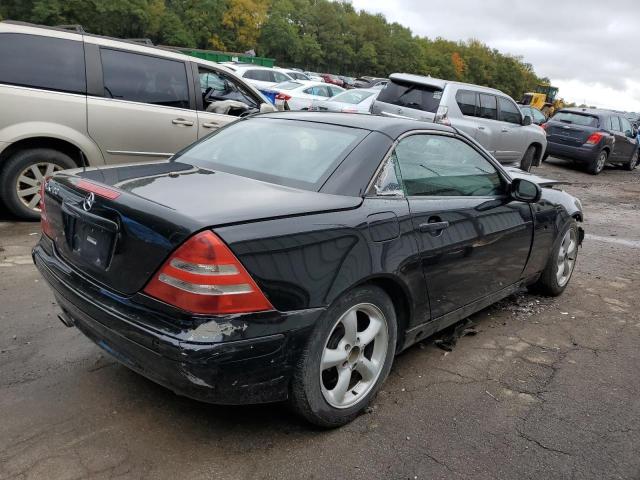 Photo 4 from auction – 2002 MERCEDES-BENZ SLK 320 with VIN WDBKK65FX2F238097
