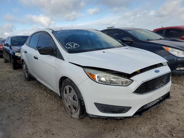 FORD FOCUS S 2015 with VIN 1FADP3E23FL318037 - Photo from auction