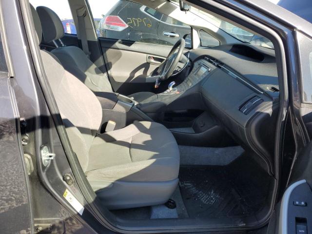 Photo 5 from auction – 2014 TOYOTA PRIUS with VIN JTDKN3DU5E1776036