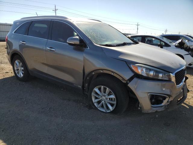 KIA SORENTO LX 2016 with VIN 5XYPGDA50GG108182 - Photo from auction