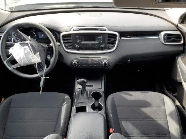 Photo 9 from auction – 2016 KIA SORENTO LX with VIN 5XYPG4A30GG124378