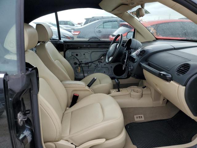 Photo 5 from auction – 2004 VOLKSWAGEN NEW BEETLE with VIN 3VWCD31Y44M322096