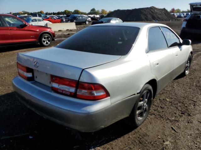 Photo 4 from auction – 2001 LEXUS ES 300 with VIN JT8BF28G110341038