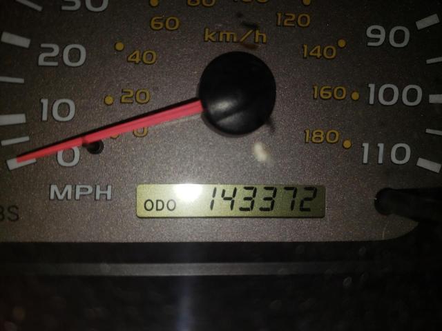 Photo 8 from auction – 2004 TOYOTA SEQUOIA SR with VIN 5TDZT34A74S227871