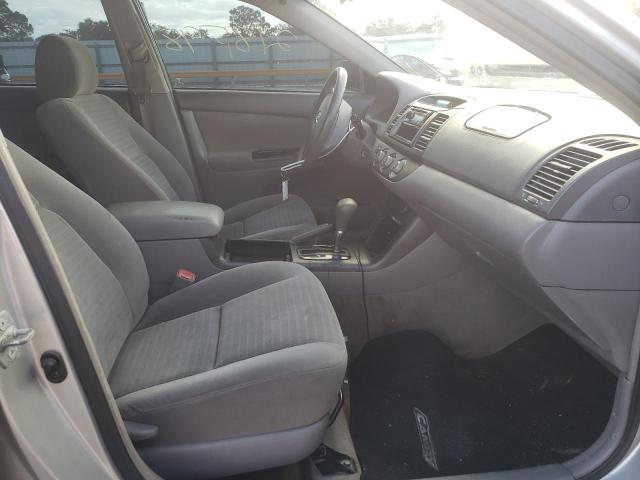 Photo 5 from auction – 2005 TOYOTA CAMRY LE with VIN 4T1BE32K65U947811
