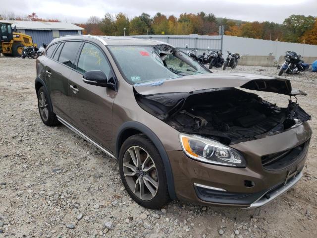 VOLVO V60 CROSS 2015 with VIN YV4612HM7F1000037 - Photo from auction