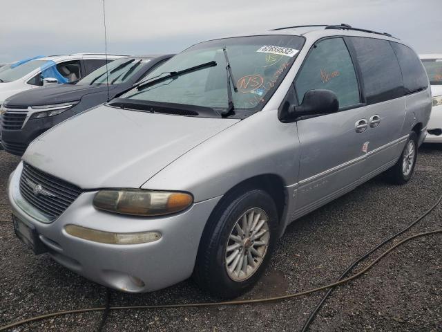 Photo 2 from auction – 2000 CHRYSLER TOWN & COU with VIN 1C4GP54L7YB632876