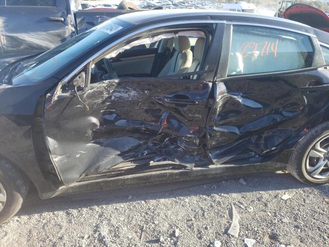 Photo 9 from auction – 2017 HONDA CIVIC LX with VIN 19XFC2F50HE224744