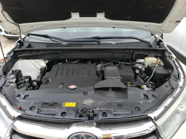 Photo 7 from auction – 2016 TOYOTA HIGHLANDER with VIN 5TDYKRFH2GS132537