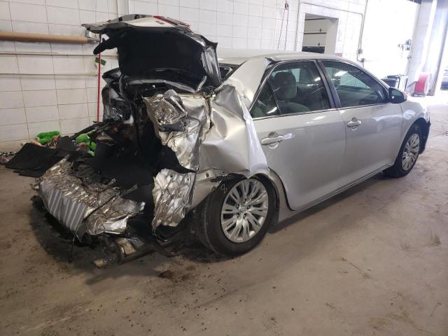 Foto 4 de la subasta – 2012 TOYOTA CAMRY BASE con VIN 4T1BF1FKXCU091972