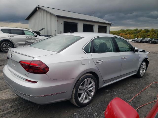 Photo 4 from auction – 2018 VOLKSWAGEN PASSAT SEL with VIN 1VWCA7A30JC026462