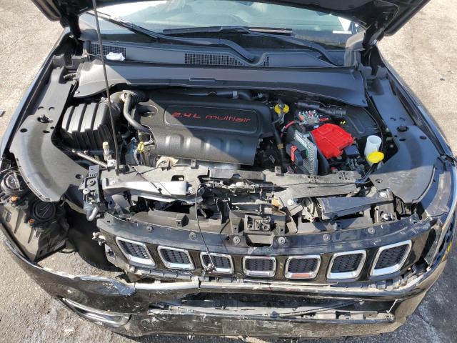 Фото 7 с аукциона – 2019 JEEP COMPASS LA с VIN 3C4NJDBB5KT601953