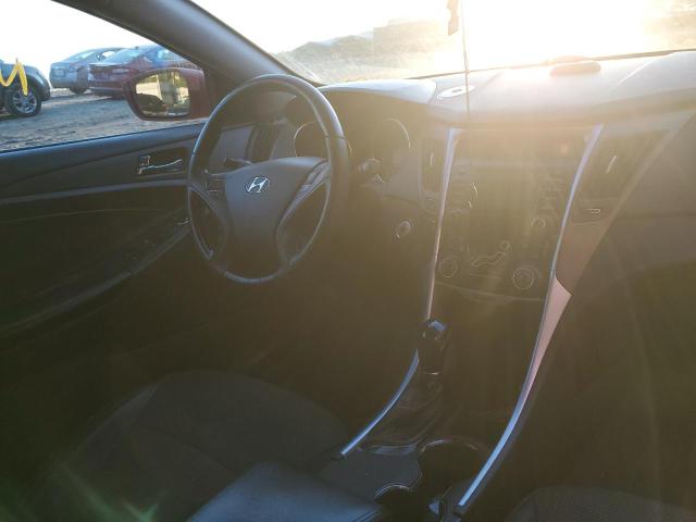 Photo 9 from auction – 2012 HYUNDAI SONATA SE with VIN 5NPEC4AB2CH413727