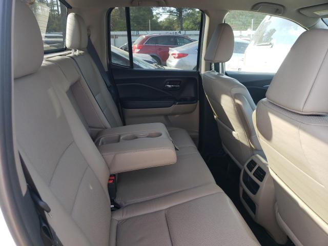 Photo 6 from auction – 2017 HONDA RIDGELINE with VIN 5FPYK3F54HB021973