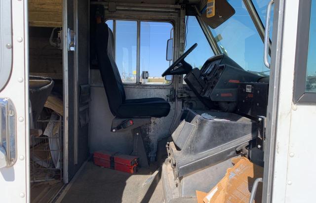 Photo 5 from auction – 2008 FREIGHTLINER CHASSIS M with VIN 4UZABMDU28CZ64236