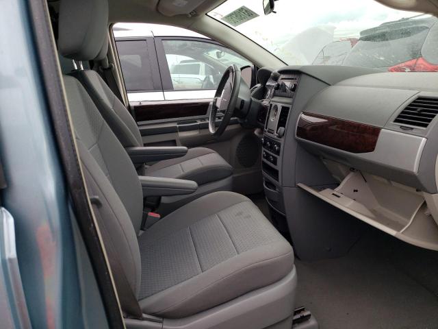 Photo 5 from auction – 2010 CHRYSLER TOWN & COU with VIN 2A4RR5D18AR346182