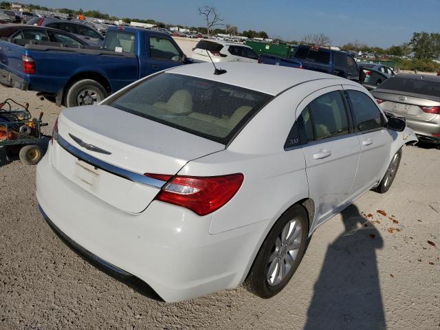 Photo 4 from auction – 2013 CHRYSLER 200 TOURIN with VIN 1C3CCBBB3DN500763
