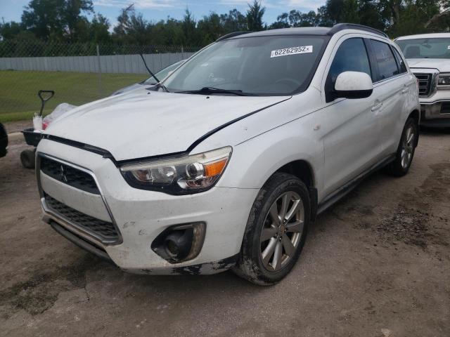 Photo 2 from auction – 2015 MITSUBISHI OUTLANDER with VIN 4A4AP4AU2FE021915