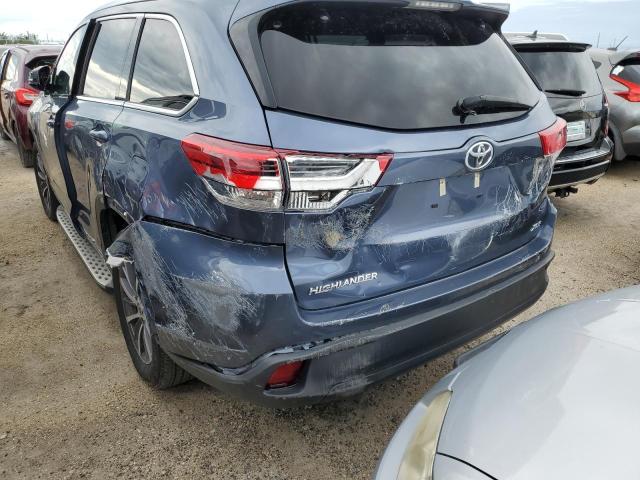 Photo 3 from auction – 2018 TOYOTA HIGHLANDER with VIN 5TDKZRFH9JS239089