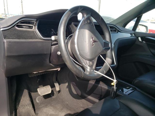 Photo 9 from auction – 2016 TESLA MODEL X with VIN 5YJXCBE27GF021127