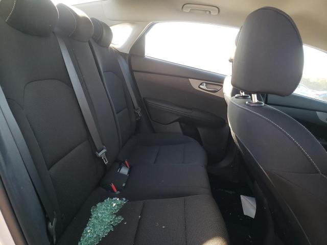 Photo 11 from auction – 2021 KIA FORTE FE with VIN 3KPF24AD5ME327620