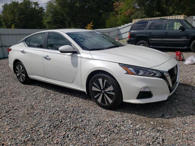 NISSAN ALTIMA SV 2021 with VIN 1N4BL4DV3MN351268 - Photo from auction