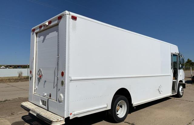 Photo 4 from auction – 2008 FREIGHTLINER CHASSIS M with VIN 4UZABMDU28CZ64236