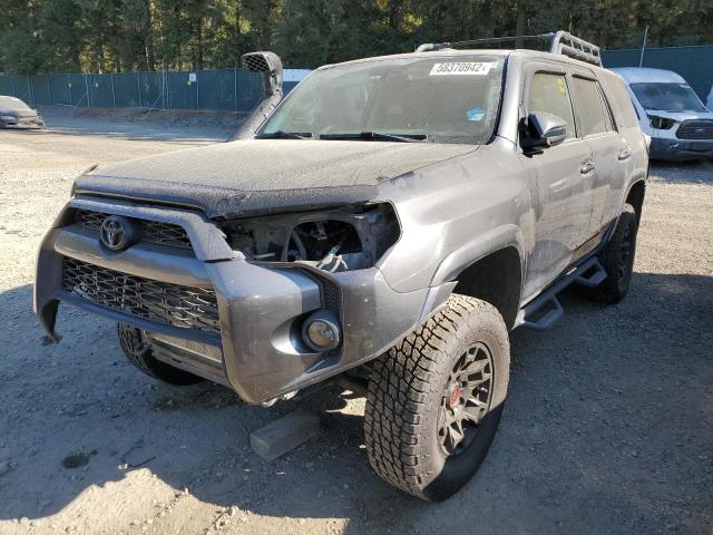 Foto 2 de la subasta – 2016 TOYOTA 4RUNNER SR con VIN JTEBU5JRXG5332155