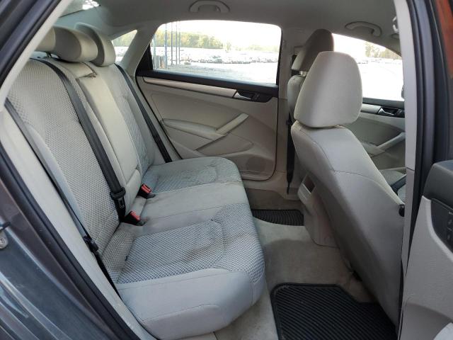 Photo 6 from auction – 2013 VOLKSWAGEN PASSAT S with VIN 1VWAP7A35DC031070