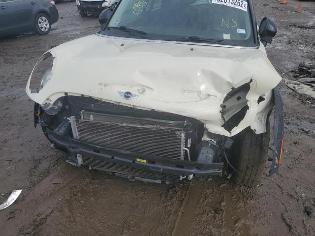 Photo 9 from auction – 2008 MINI COOPER with VIN WMWMF33518TT63763
