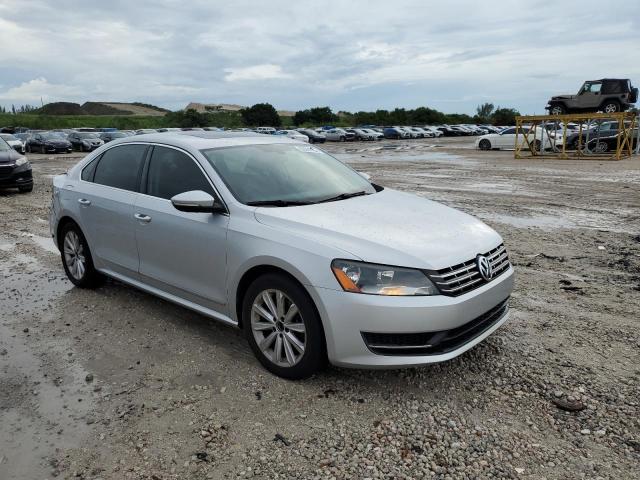 VOLKSWAGEN PASSAT SEL 2012 with VIN 1VWCH7A37CC043094 - Photo from auction