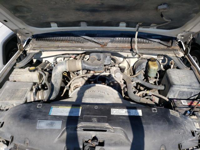Photo 7 from auction – 2000 CHEVROLET SILVERADO with VIN 1GCEC14W5YE313142