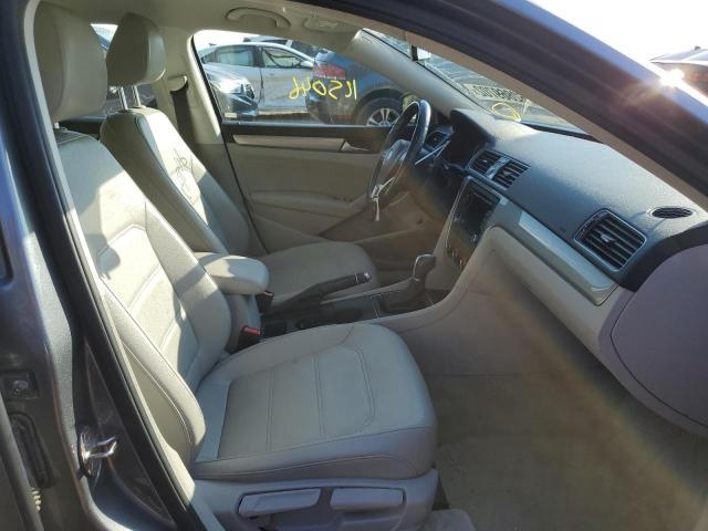 Photo 5 from auction – 2015 VOLKSWAGEN PASSAT S with VIN 1VWAS7A37FC120477