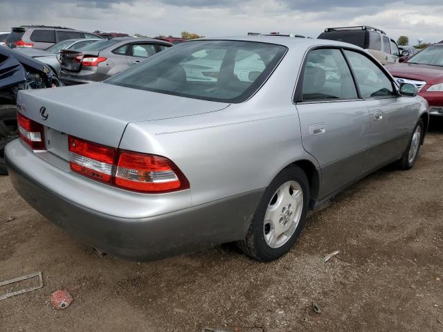 Photo 4 from auction – 2000 LEXUS ES 300 with VIN JT8BF28G4Y0283288
