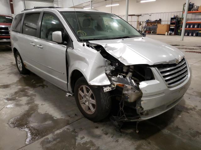 CHRYSLER TOWN & COU 2010 with VIN 2A4RR5DX2AR128226 - Photo from auction