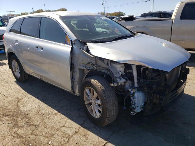 KIA SORENTO LX 2018 with VIN 5XYPG4A34JG367392 - Photo from auction