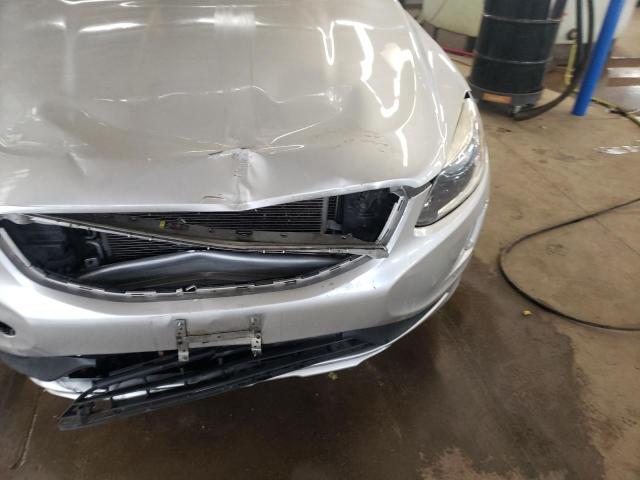 Photo 9 from auction – 2015 VOLVO XC60 T6 PR with VIN YV4902RK3F2641337