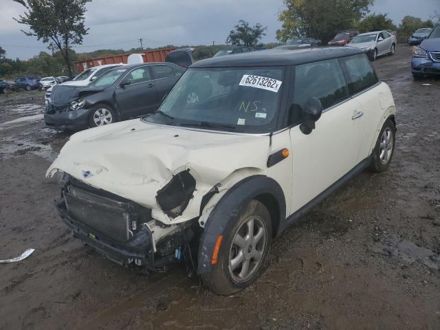 Photo 2 from auction – 2008 MINI COOPER with VIN WMWMF33518TT63763