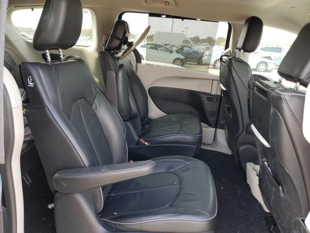 Photo 6 from auction – 2019 CHRYSLER PACIFICA H with VIN 2C4RC1N74KR532869