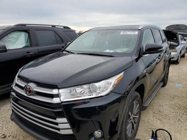 Photo 2 from auction – 2019 TOYOTA HIGHLANDER with VIN 5TDKZRFHXKS570152