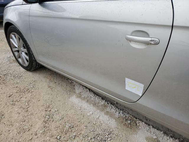 Photo 9 from auction – 2012 VOLKSWAGEN EOS KOMFOR with VIN WVWBW7AH2CV015093