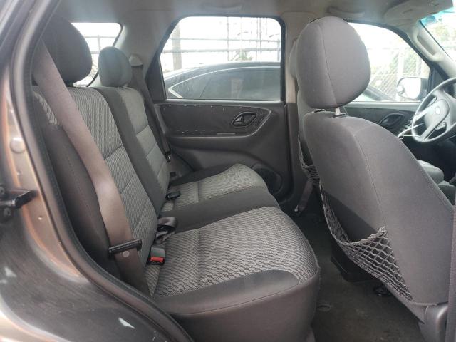 Photo 10 from auction – 2004 FORD ESCAPE XLT with VIN 1FMYU03114DA13300