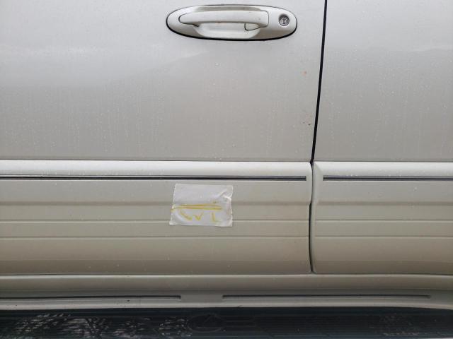 Zdjęcie 9 z aukcji – 2004 LEXUS LX 470 z VIN JTJHT00W943539555