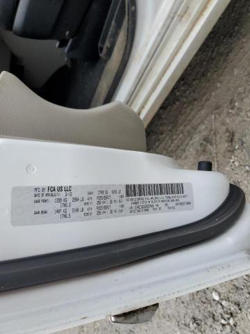 Photo 10 from auction – 2016 CHRYSLER TOWN & COU with VIN 2C4RC1BG4GR297949