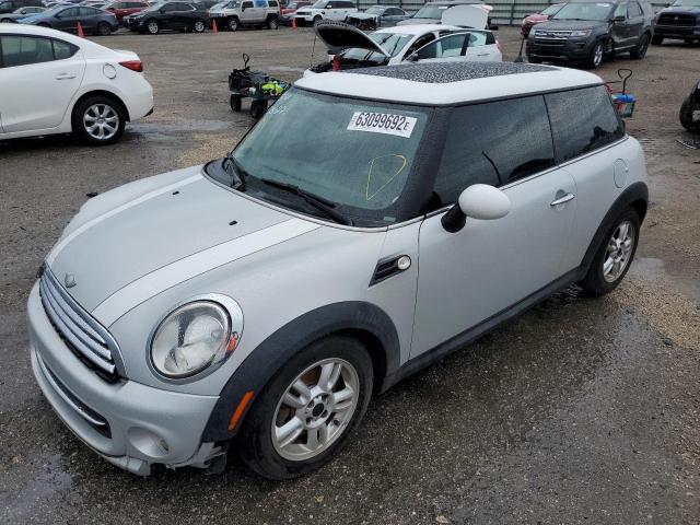 Photo 2 from auction – 2011 MINI COOPER with VIN WMWSU3C55BT097314