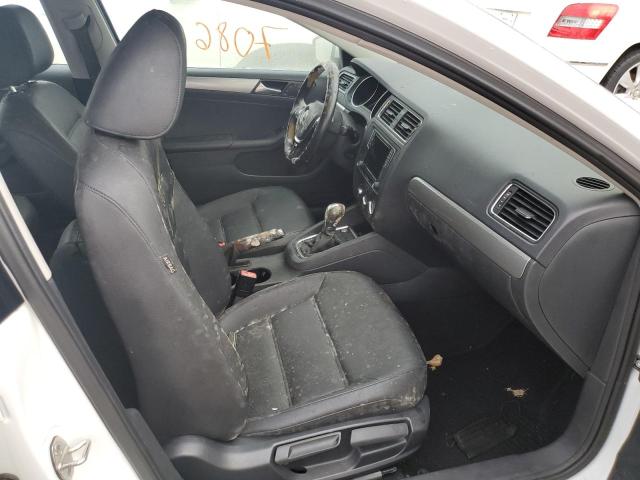 Photo 5 from auction – 2017 VOLKSWAGEN JETTA SE with VIN 3VWDB7AJ9HM266358