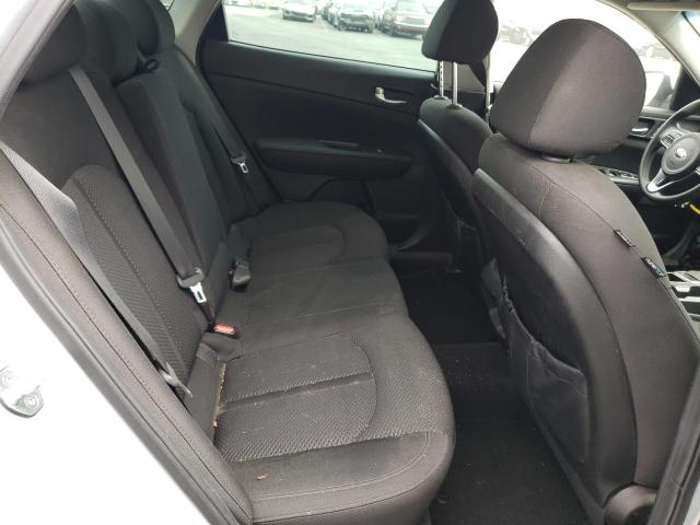 Photo 6 from auction – 2016 KIA OPTIMA LX with VIN 5XXGT4L39GG115272