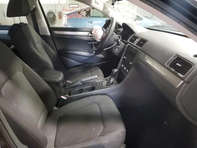 Photo 5 from auction – 2012 VOLKSWAGEN PASSAT S with VIN 1VWAP7A30CC072379